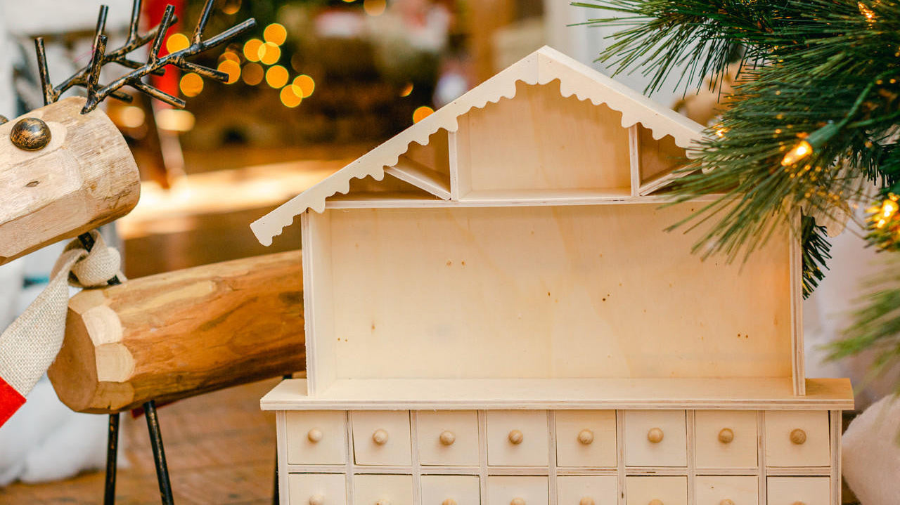 Wooden Advent Calendar Guide