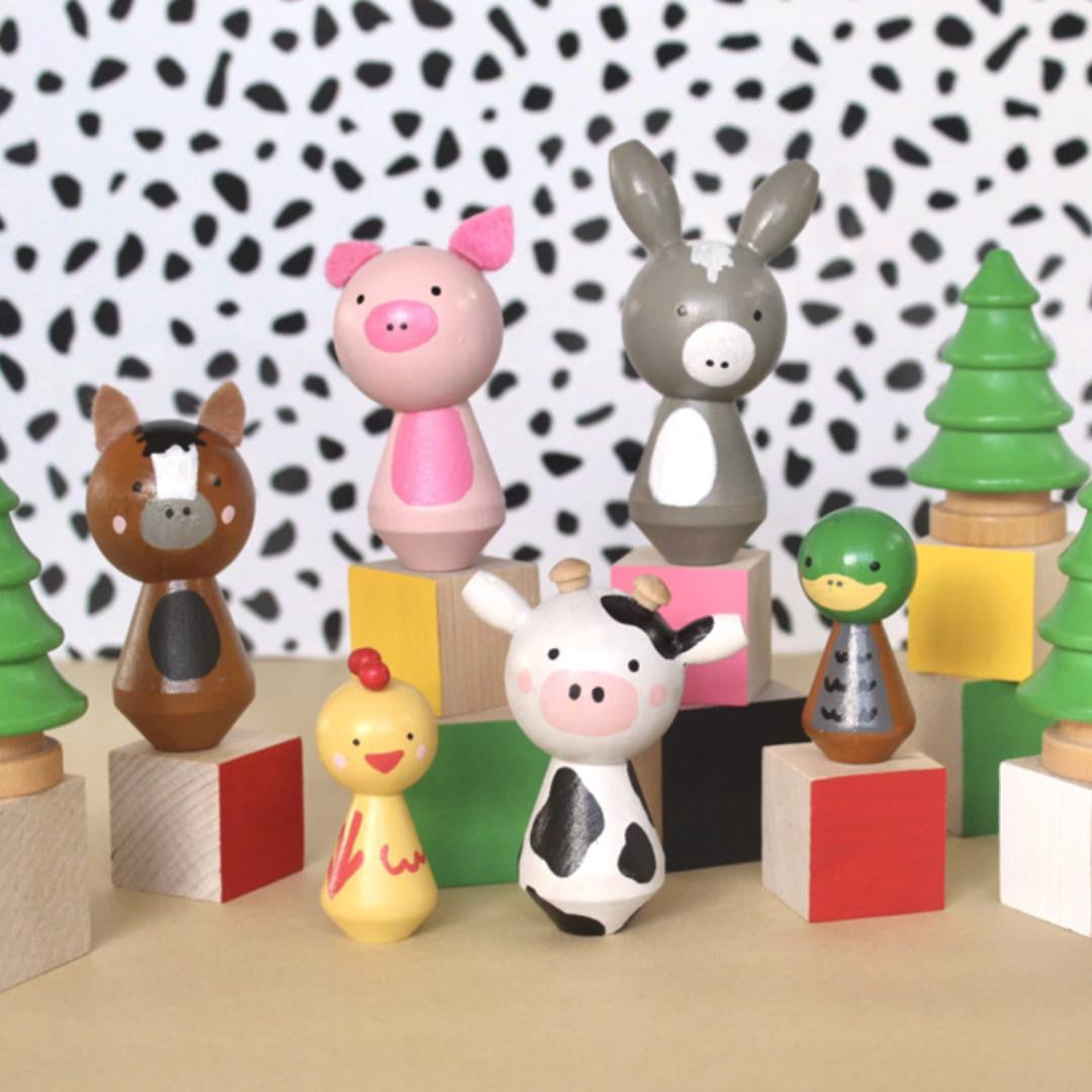 Dress-up Peg Doll Bundle