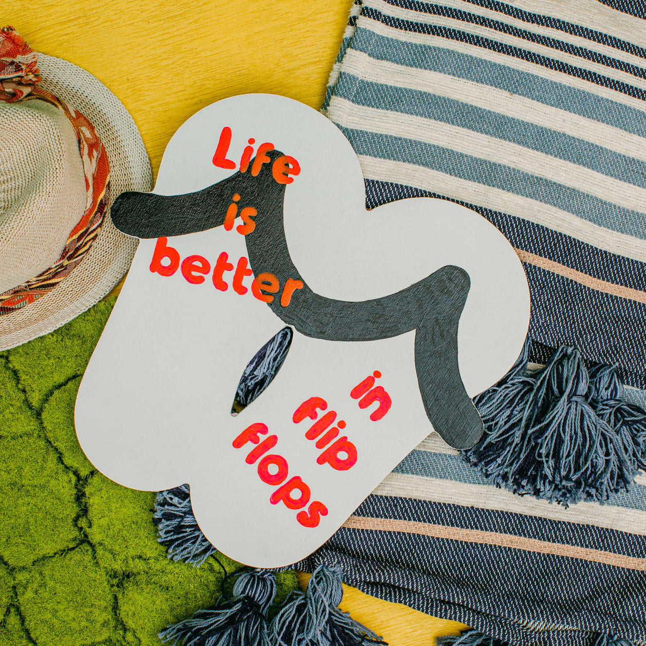 Woodpeckers Crafts 12" Wood Flip Flops Cutout, 12" x 11.5" x 1/4"