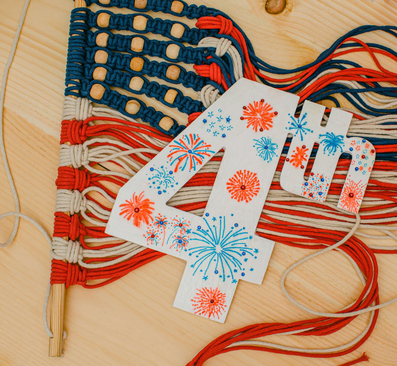 12" Wood July Fourth Cutout, 12" x 11.5" x 1/4"