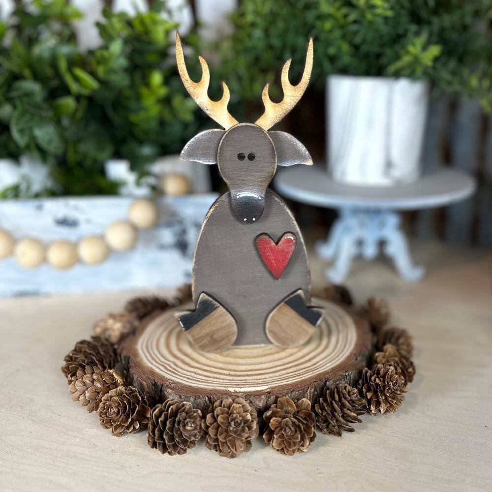 Deer Shelf Sitter, by Pickitz