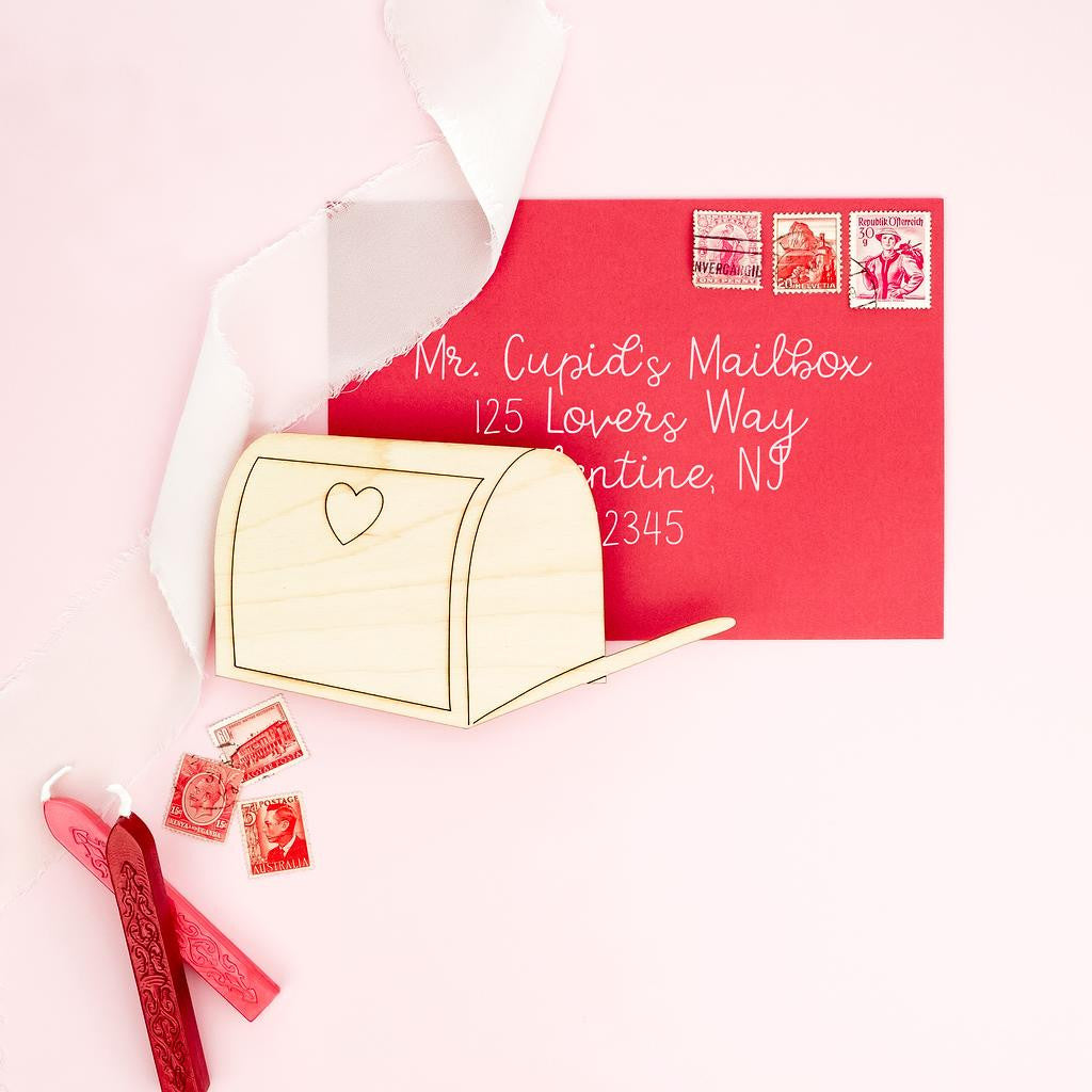 18" Mailbox Cutout (Open)