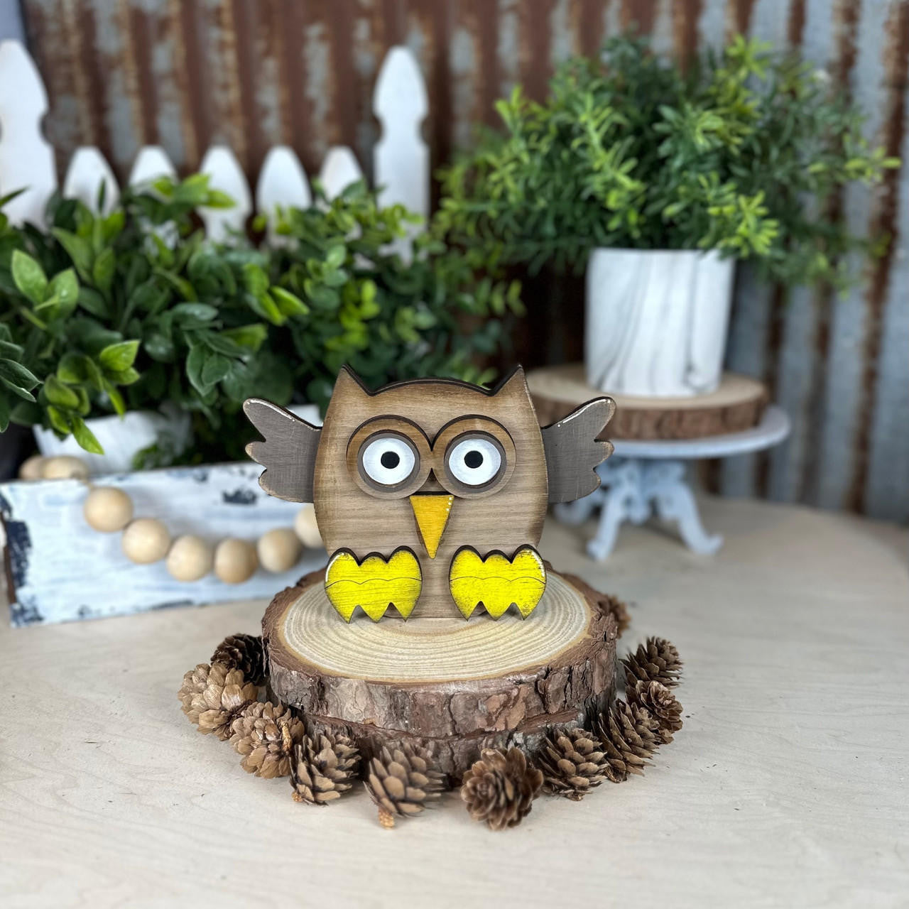 Owl Shelf Sitter, by Pickitz