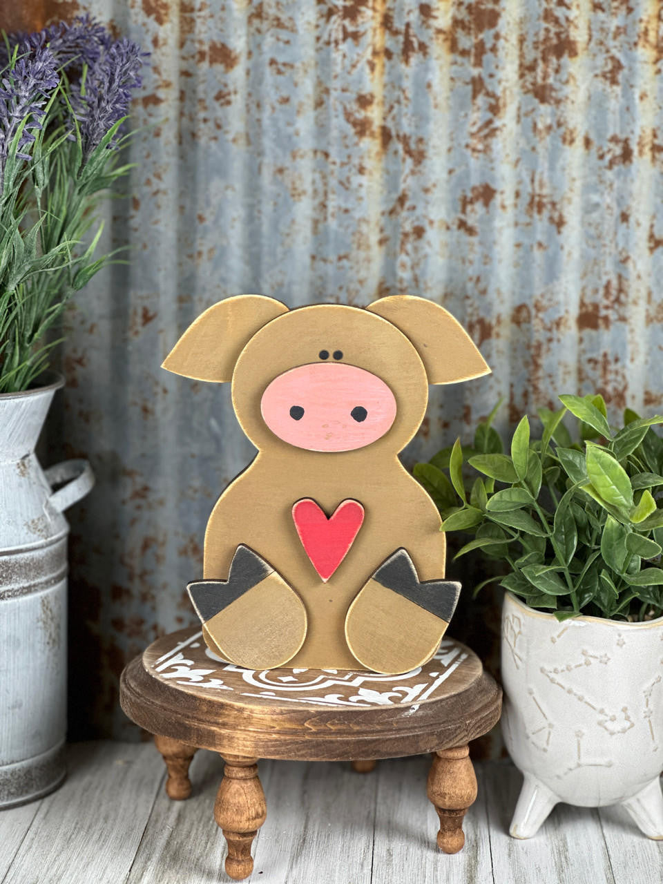 Pig shelf sitter by Pickitz
