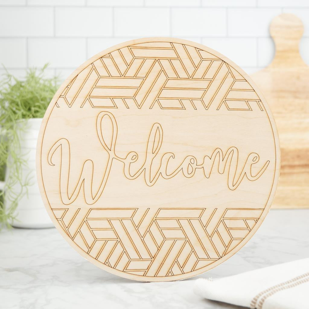 Round Welcome Sign, 12" With Herringbone Pattern