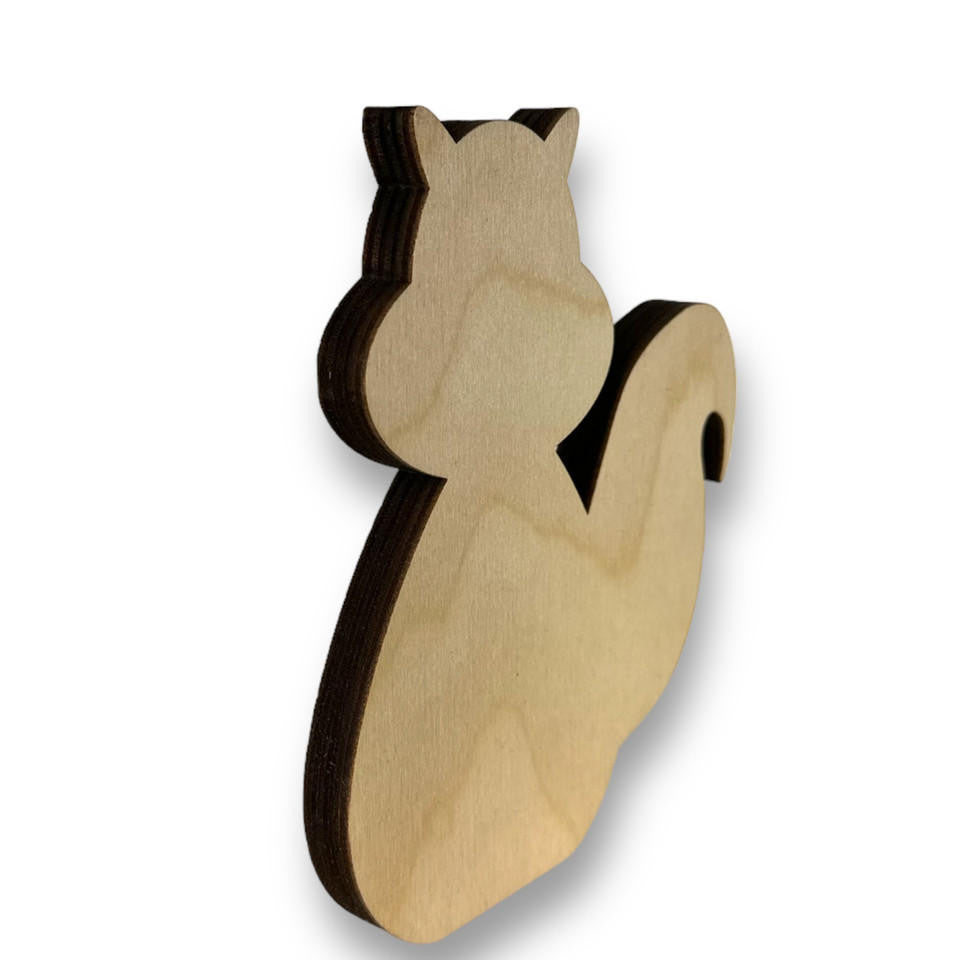 Woodpeckers Crafts Squirrel Shelf Sitter, by Pickitz
