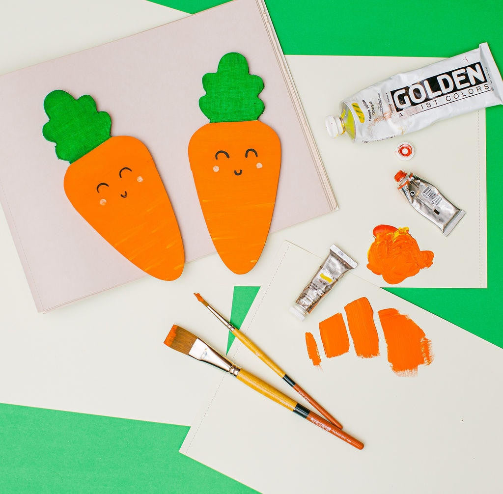 Wood Carrot Cutout, Medium, 8" x 3.5"