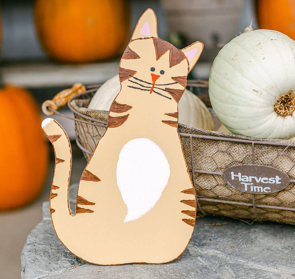 Wood Halloween Cat Cutout, Small 8" x 4.8"
