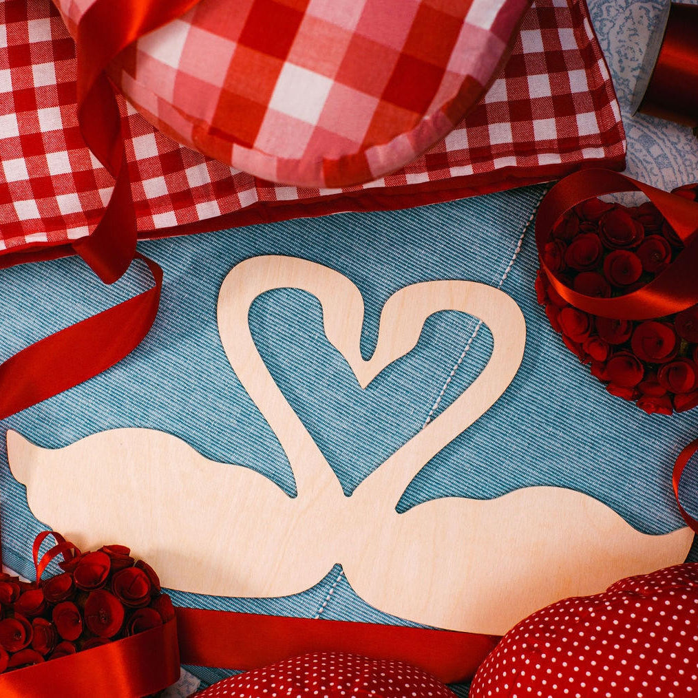 Woodpeckers Crafts Wood Heart Swans Cutout Jumbo, 18" x 9"