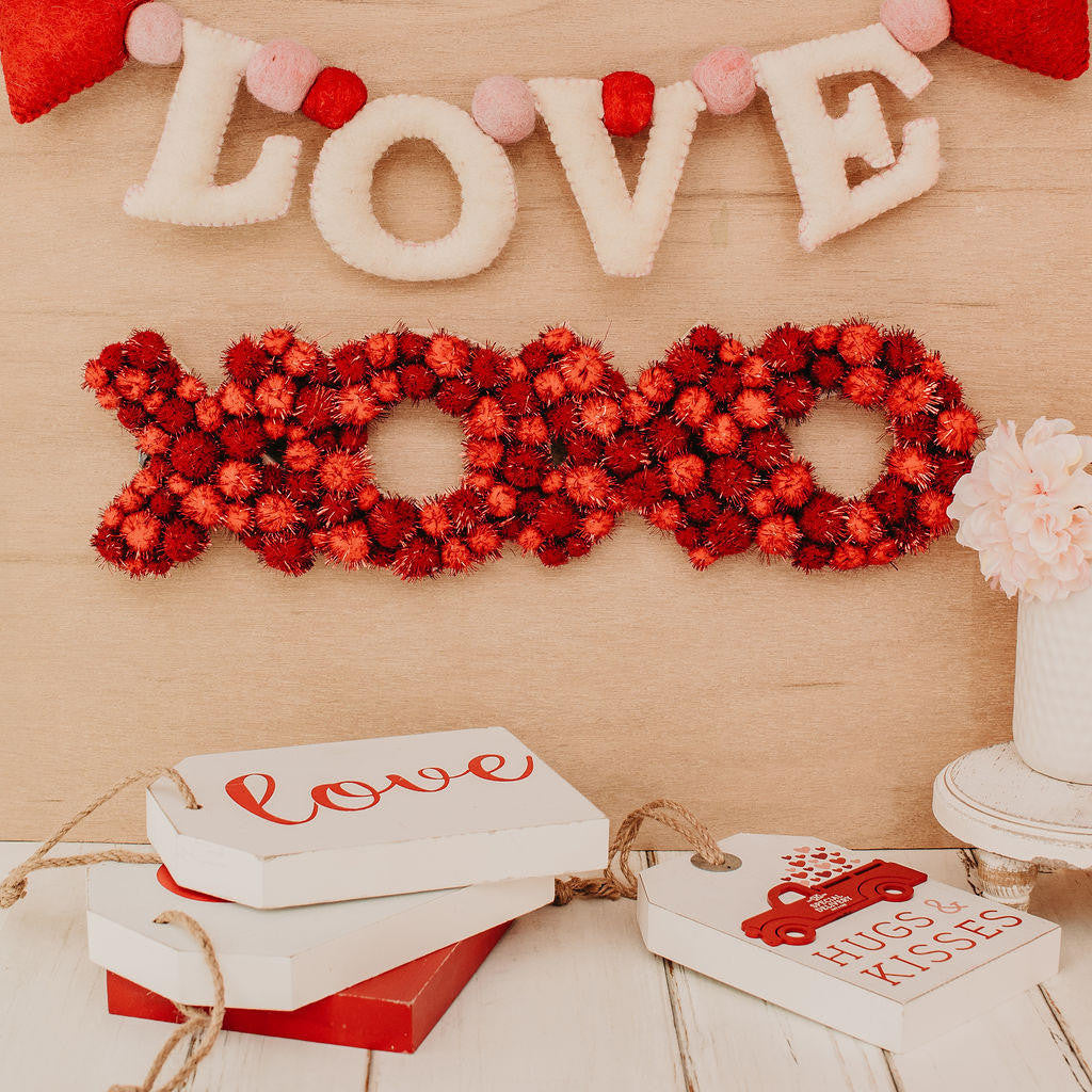 Wood "XOXO" Cutout Extra Large, 18" x 5"