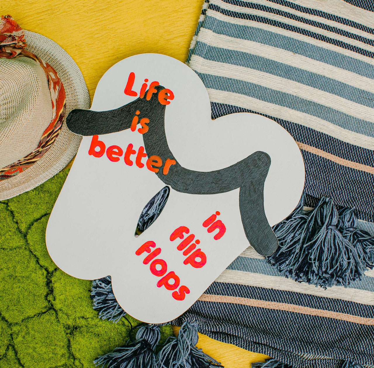 Woodpeckers Crafts 12" Wood Flip Flops Cutout, 12" x 11.5" x 1/4" 