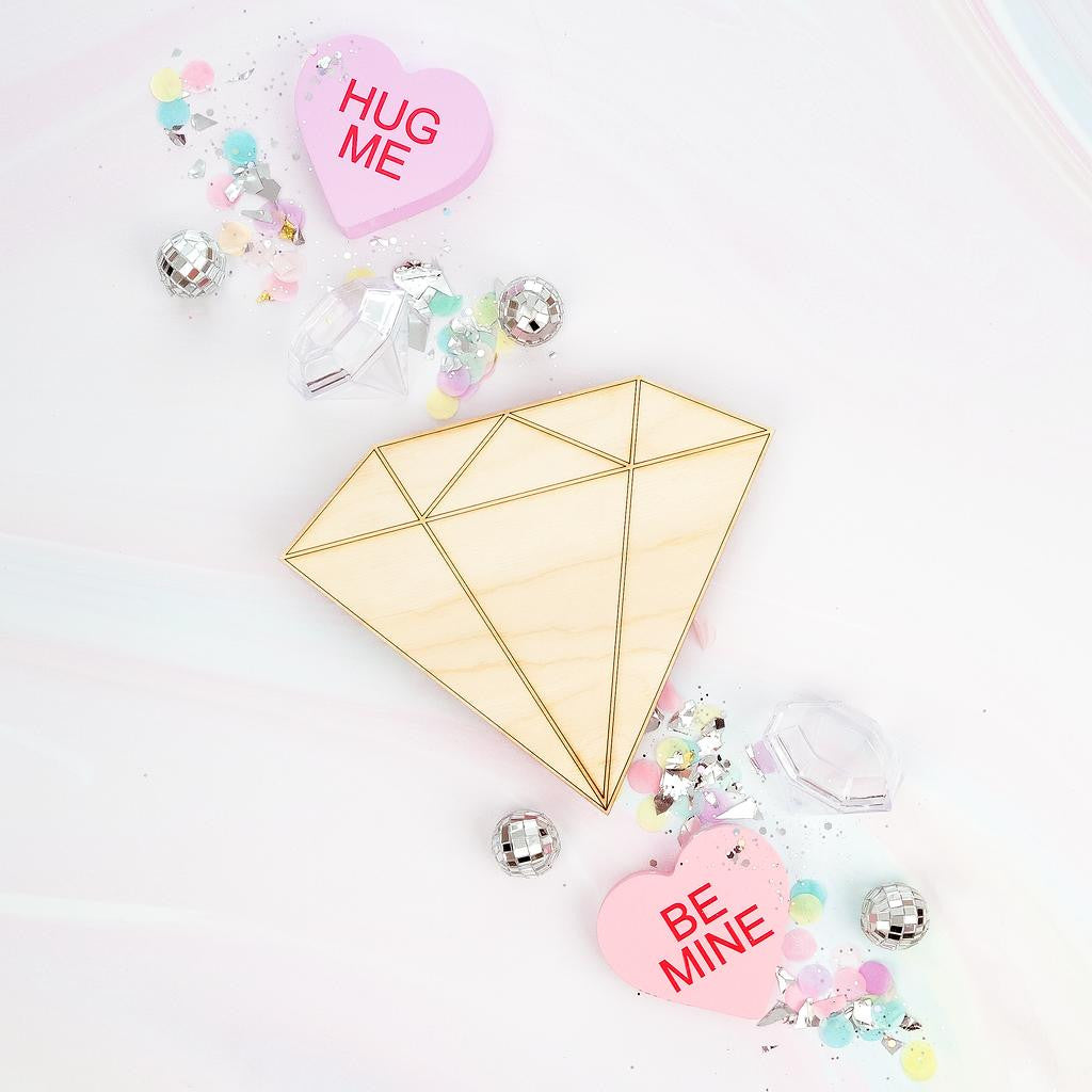 4" Diamond Cutout with Detail