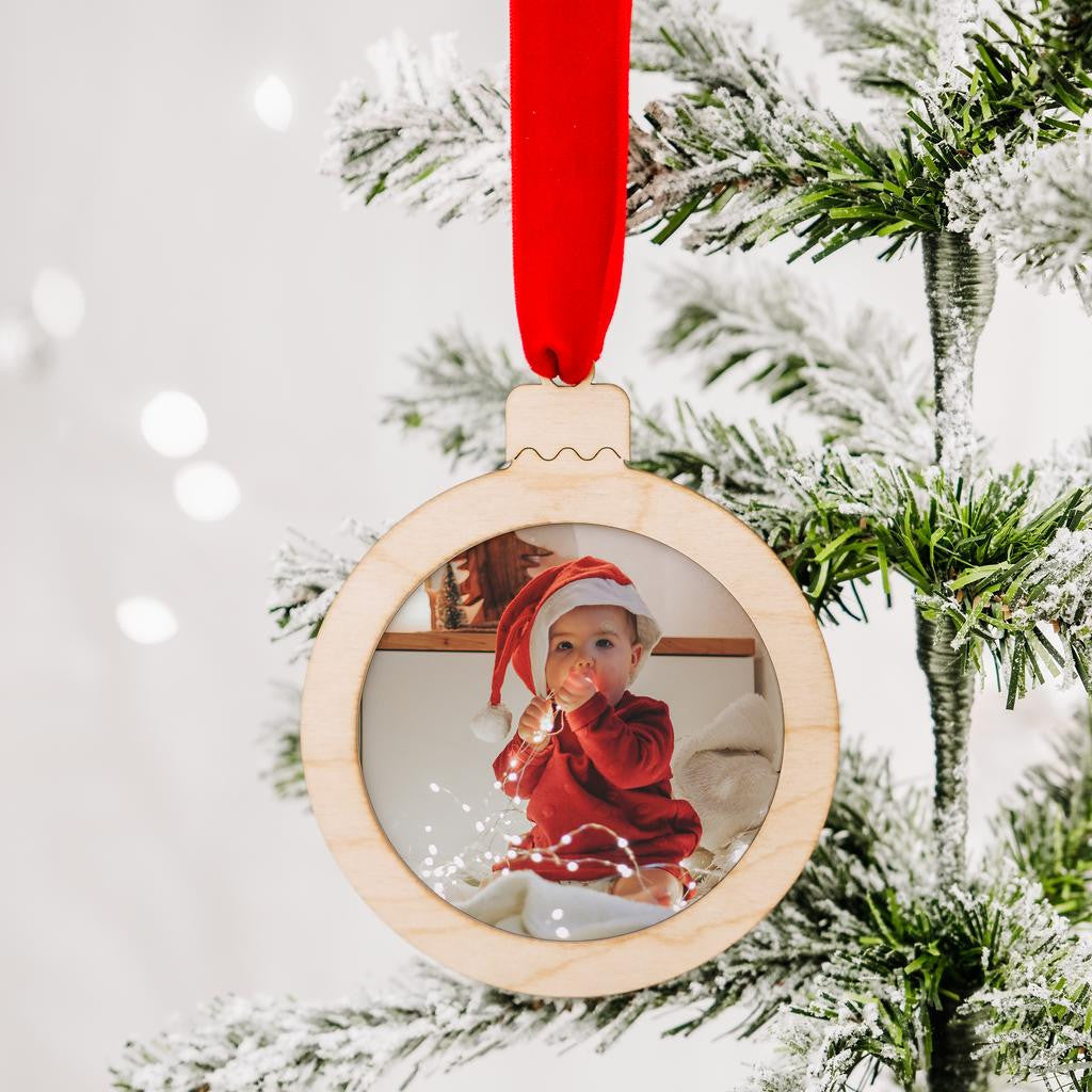 8" Round Picture Frame Ornaments