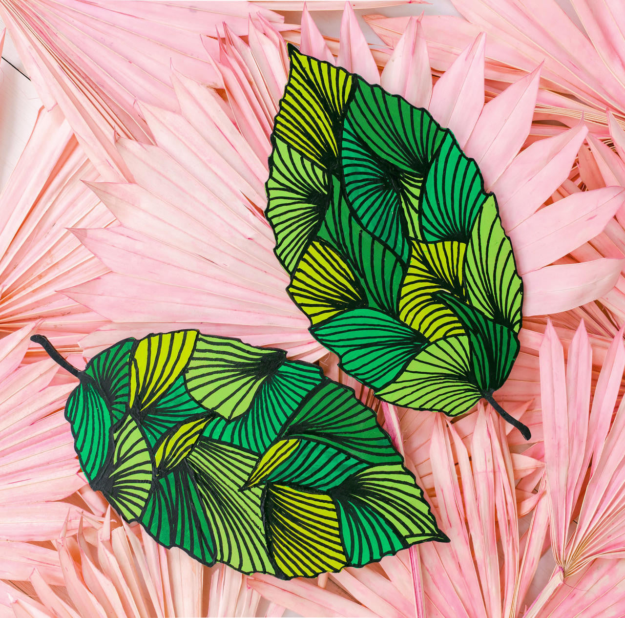 Woodpeckers Crafts Wood  Leaf Cutout, 12" x 6-1/2" 